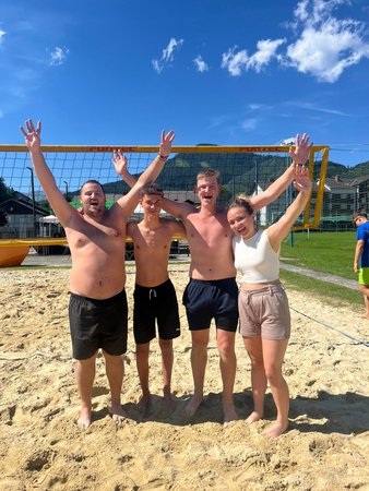 Bezirks Volleyball- und Völkerballturnier